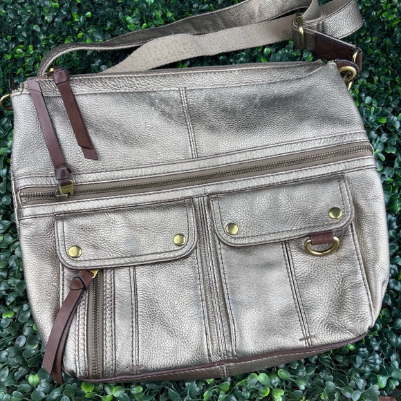 FOSSIL MORGAN TRAVELER CROSSBODY BAG - Picture 1 of 9